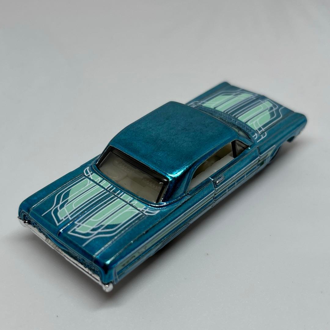ミニカー Hotwheels STH 64 IMPALA