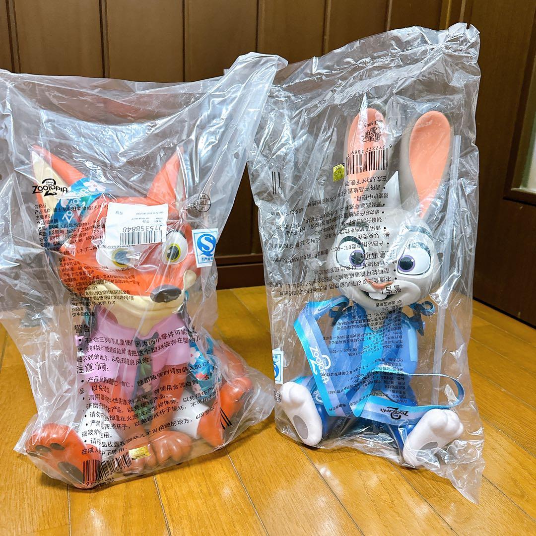 ズ*ア様 台湾映画館限定 ズートピア2 ドリンクカップ ニック ジュディ 2点セ