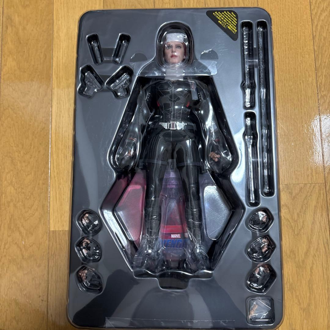 ホットトイズ ブラックウィドウ & ホークアイ(2体セット) / エンドゲーム