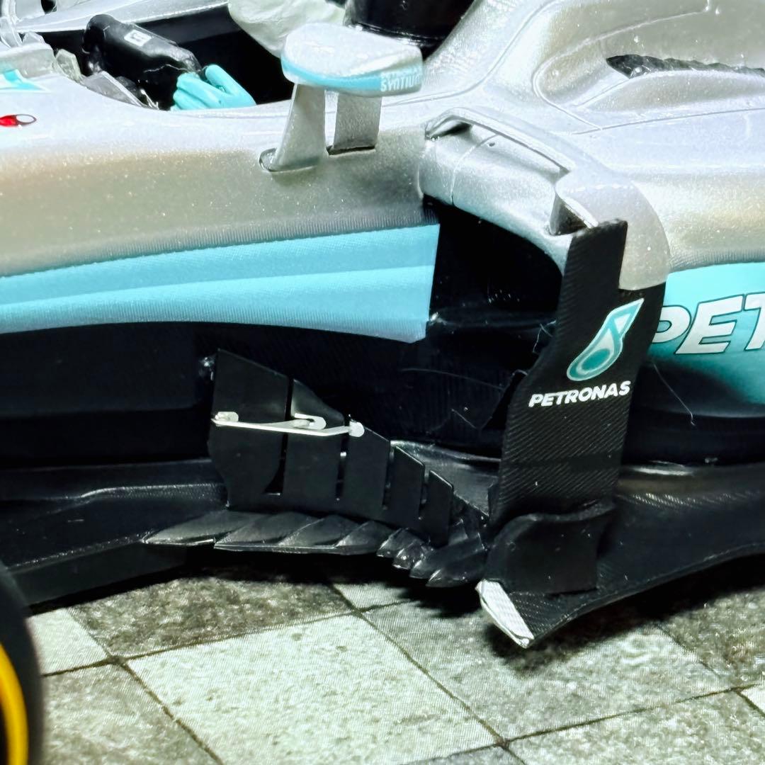 1/18 Spark メルセデス F1 W07 Hybrid 2016 アブダビ