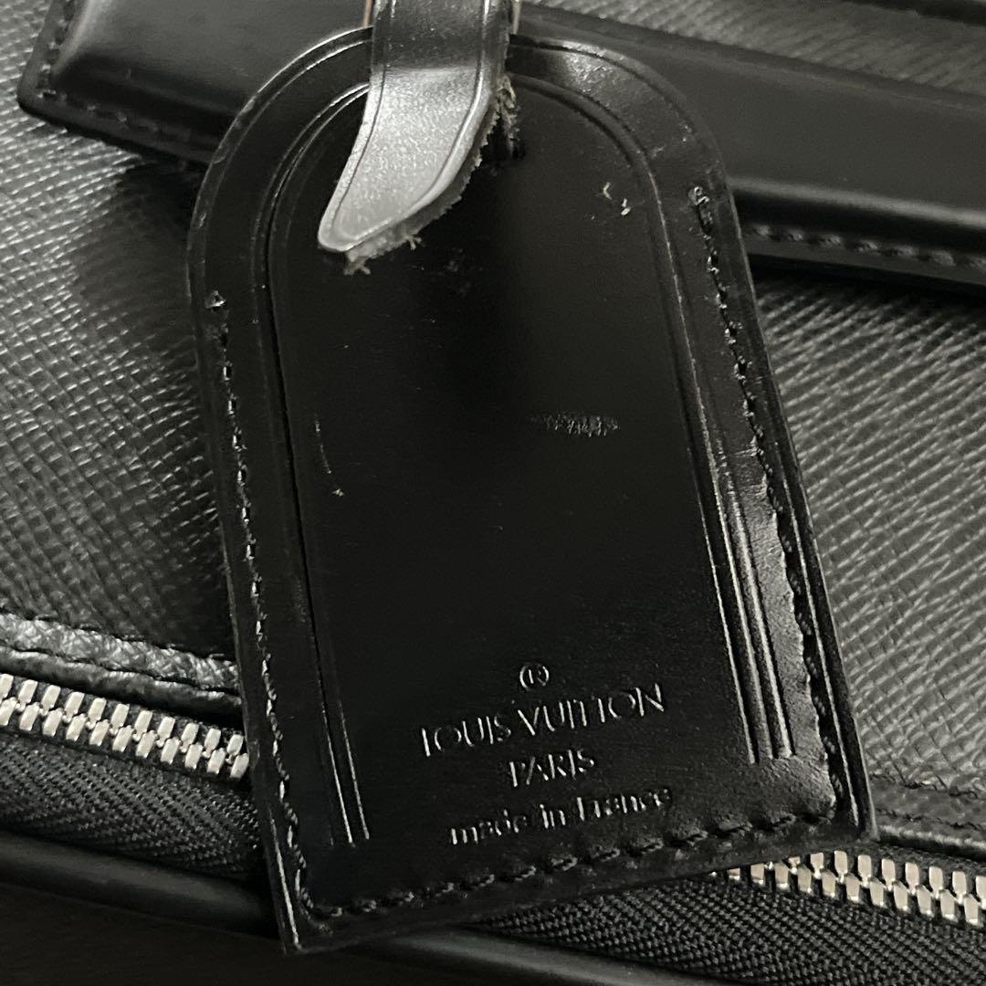 ルイヴィトン　ペガス55 キャリーケース　タイガ　トラベルバッグ　レザー　黒