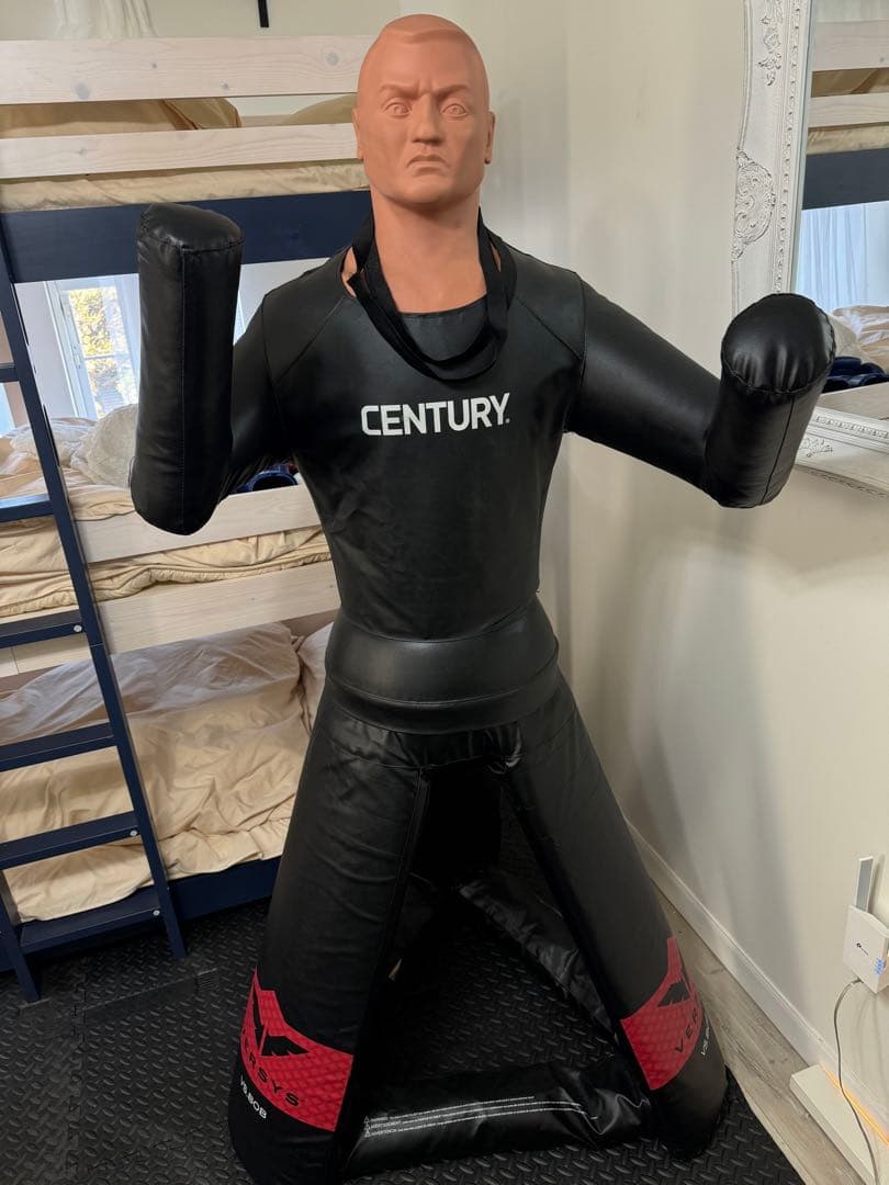 人型サンドバッグ　CENTURY