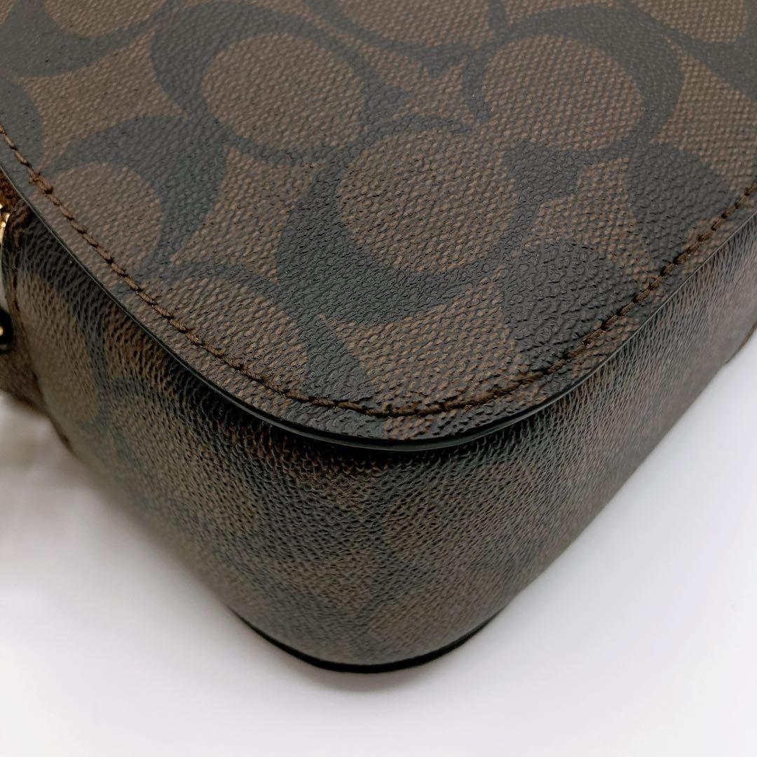 COACH ショルダーバッグ　シグネチャー　肩がけ　斜めがけ　2way