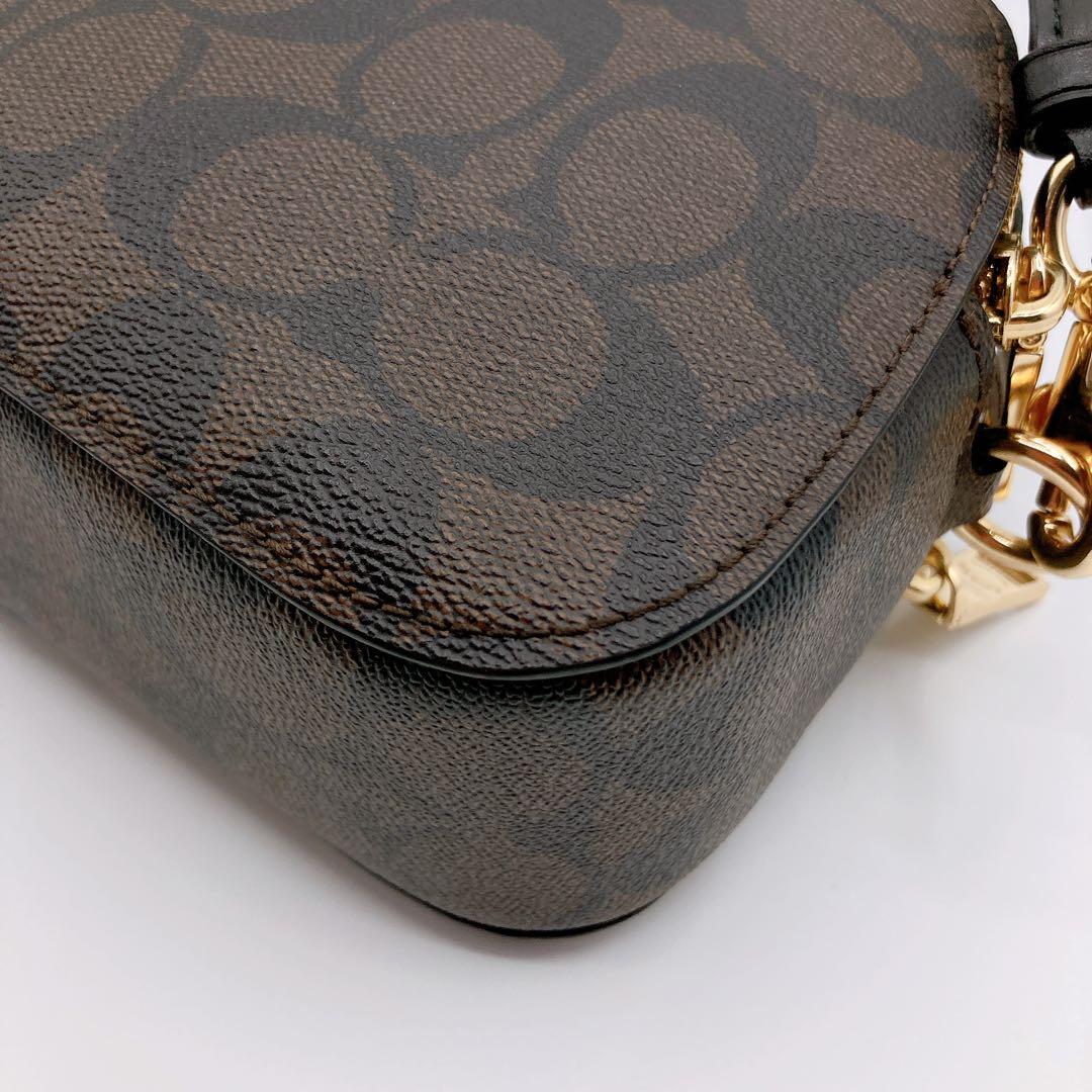 COACH ショルダーバッグ　シグネチャー　肩がけ　斜めがけ　2way