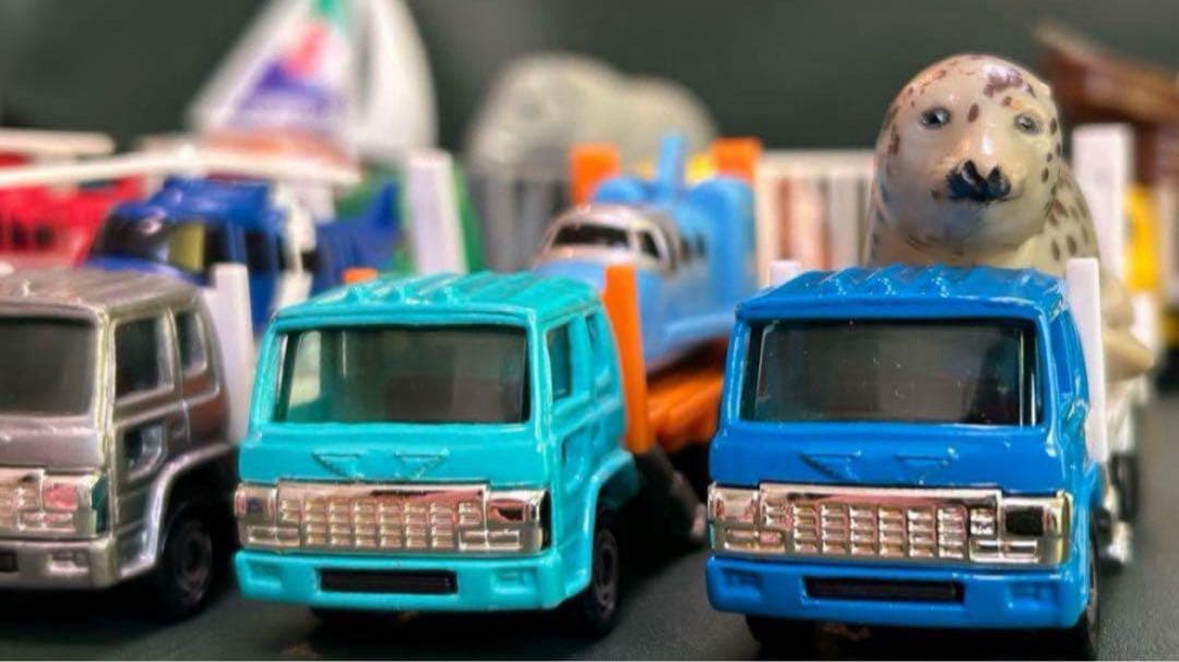 トミカ ゆかいなトレーラーセットなど 9台セット