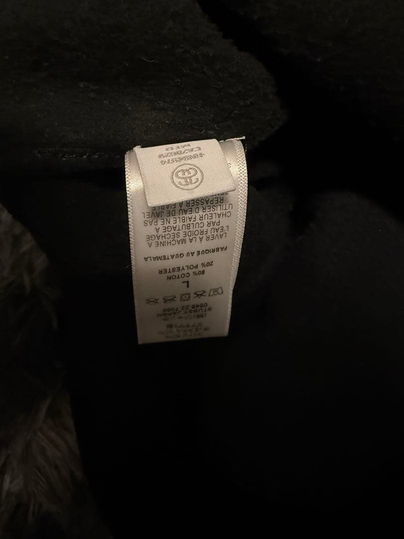 確実正規Stussy フード付きパーカー