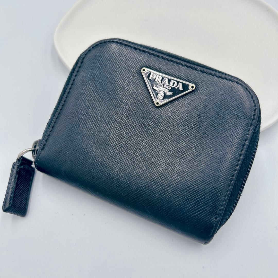 ✨美品✨プラダ ケース 小銭入れ サフィアーノレザー 三角ロゴ ブラック