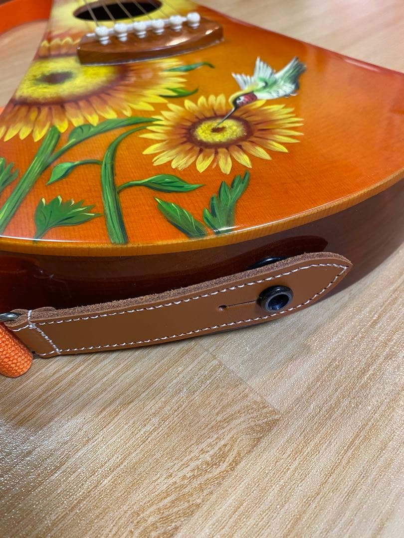 【新品未使用】 希少レア FLuffy ペイントトラベルギター ケース付