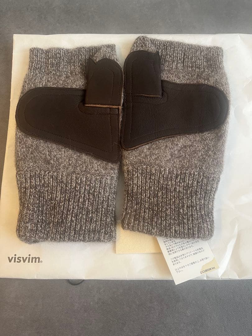 visvim 手袋　新品