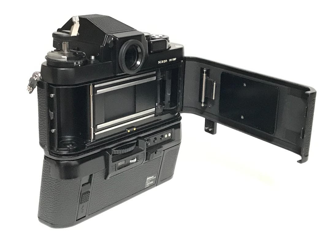 Nikon F3 アイレベル 191万台& MD-4 & MF-6B　#9425