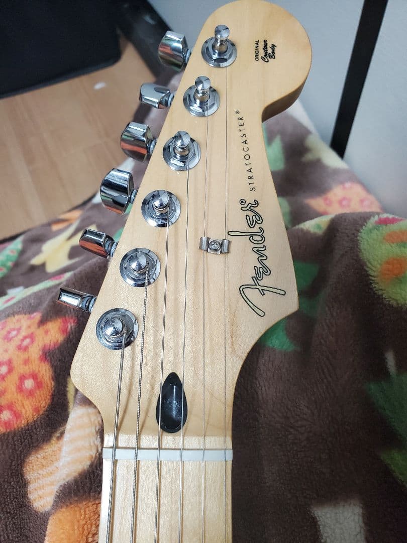 Fender Limited Player ストラトキャスター