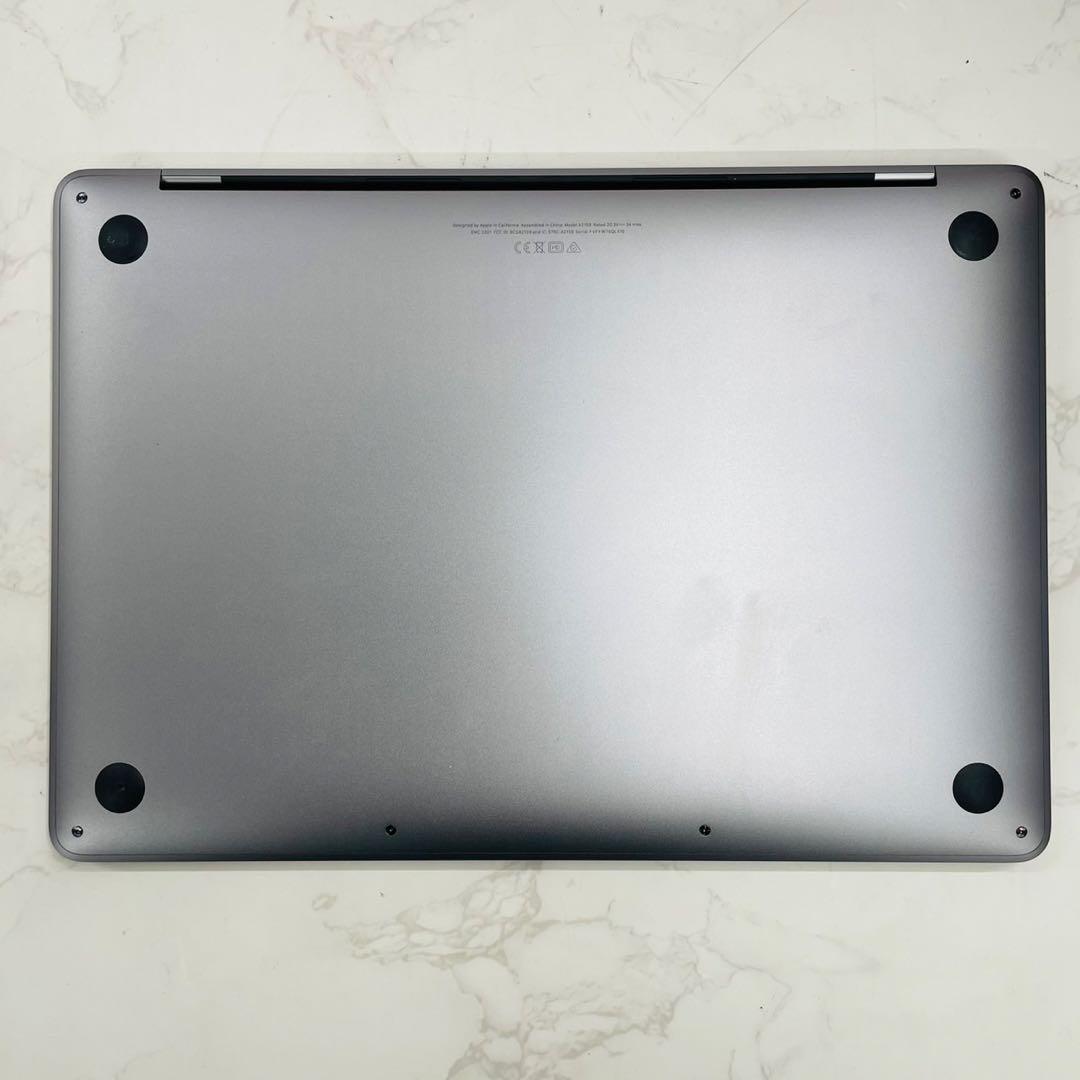 MacBook Pro 13インチ 2019 i5 8GB 256GB