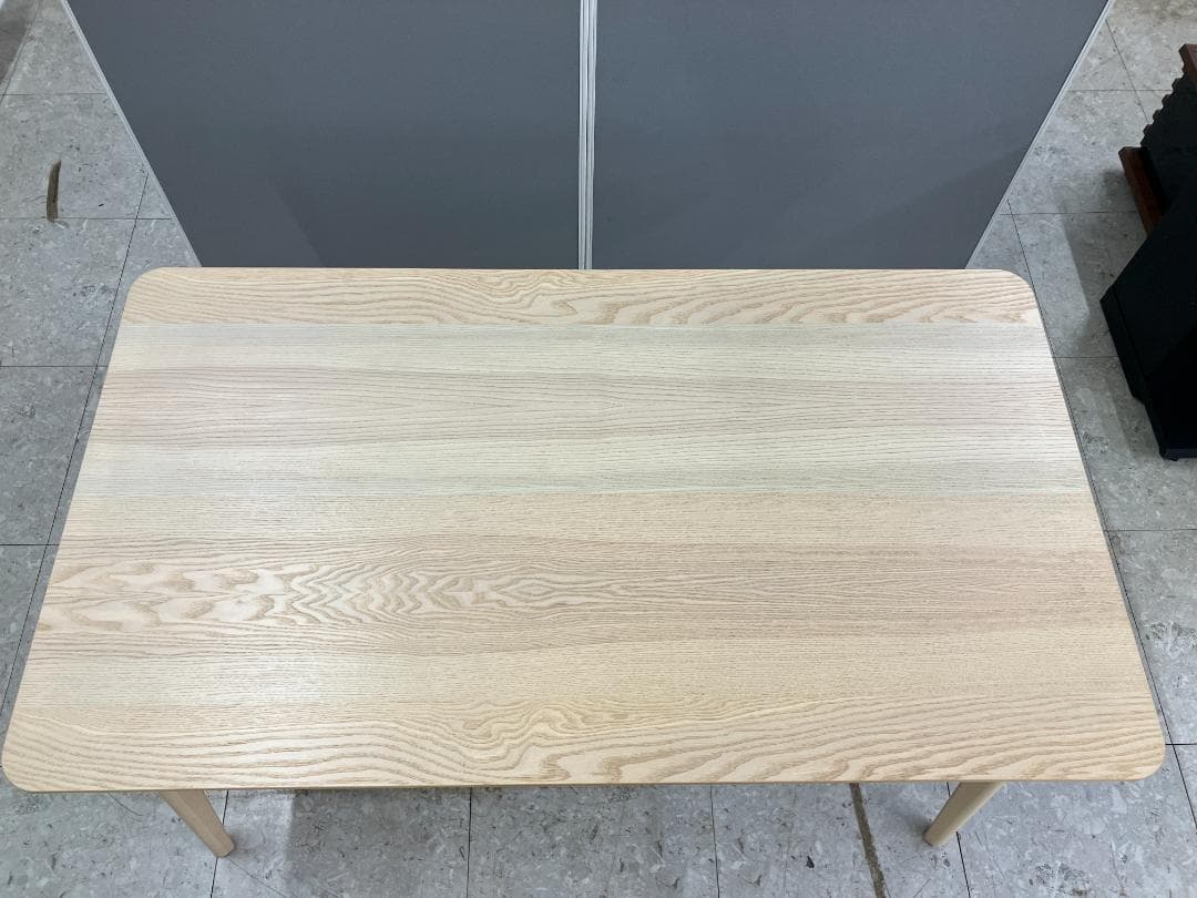 IKEA ダイニングテーブル LISABO ベージュ