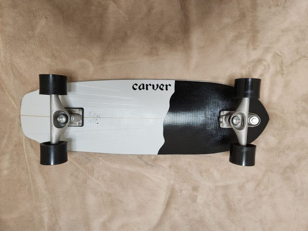 スケートボード Carver Black Tip C7 Raw Surf Skate