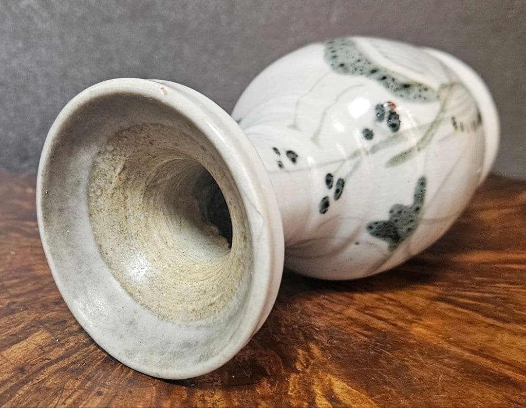 江戸時代中期　古伊万里　染付　草花の図　広口　花入れ　花生け　高 14.0cm