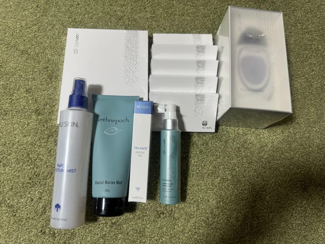 Nu Skin Galvanic Spa他 全部の定価7万7737円