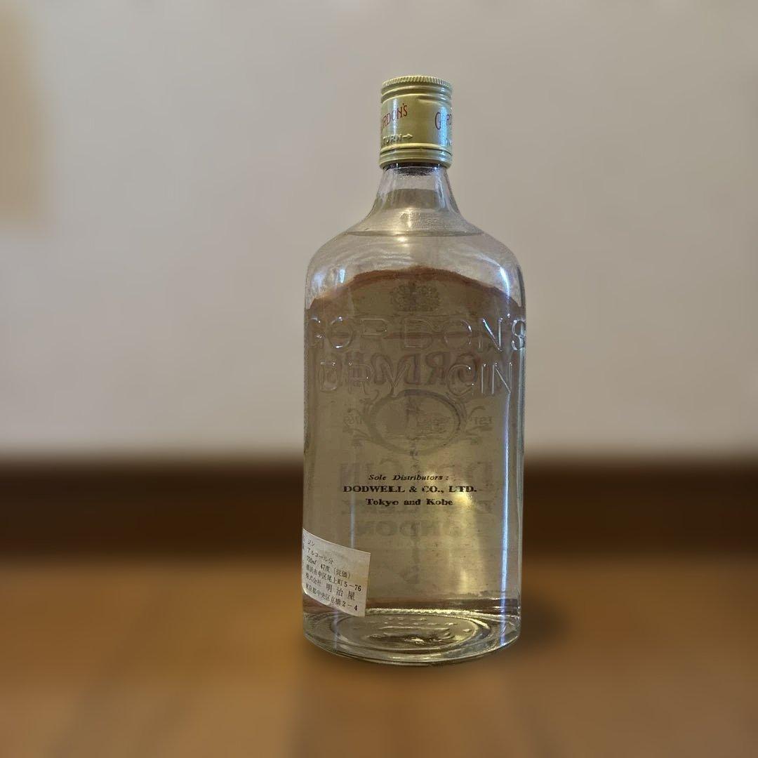 古酒　ゴードン ロンドン ドライ ジン　750ml 47度　ラベル汚れあり