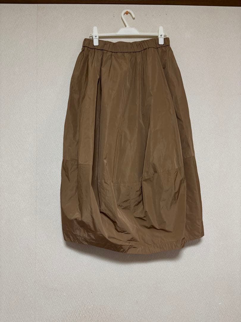ペセリコ PESERICO ★ブラウン 膝丈スカート サイズ42★新品タグ付き