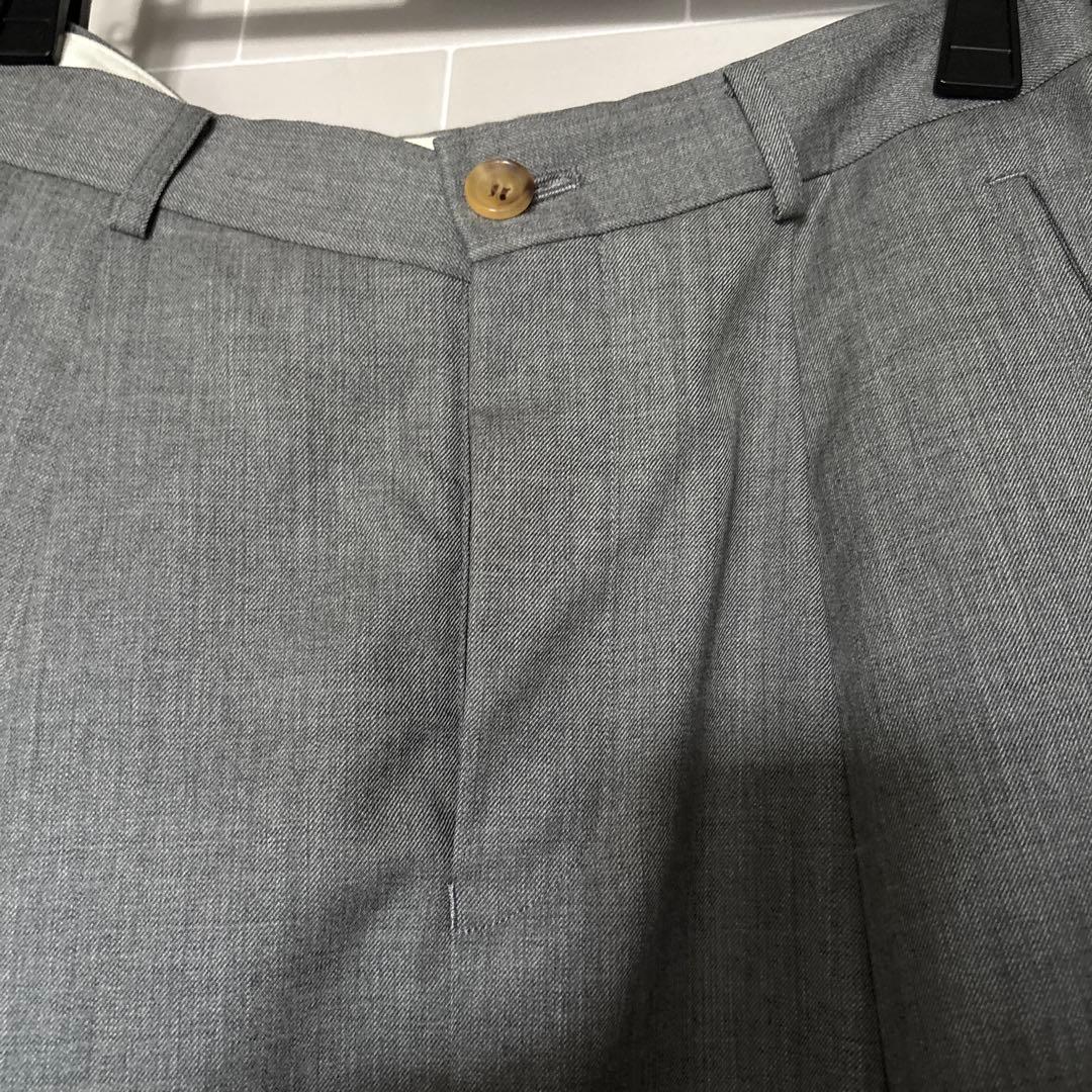 グレー サルエルパンツ プリーツ入り
