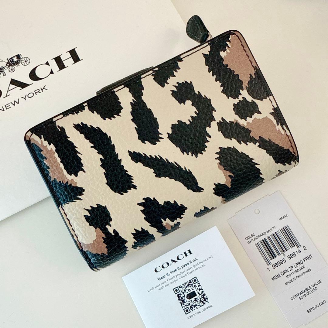 COACH コーチ　二つ折り財布　レオパード　豹柄　ブラック　折り財布