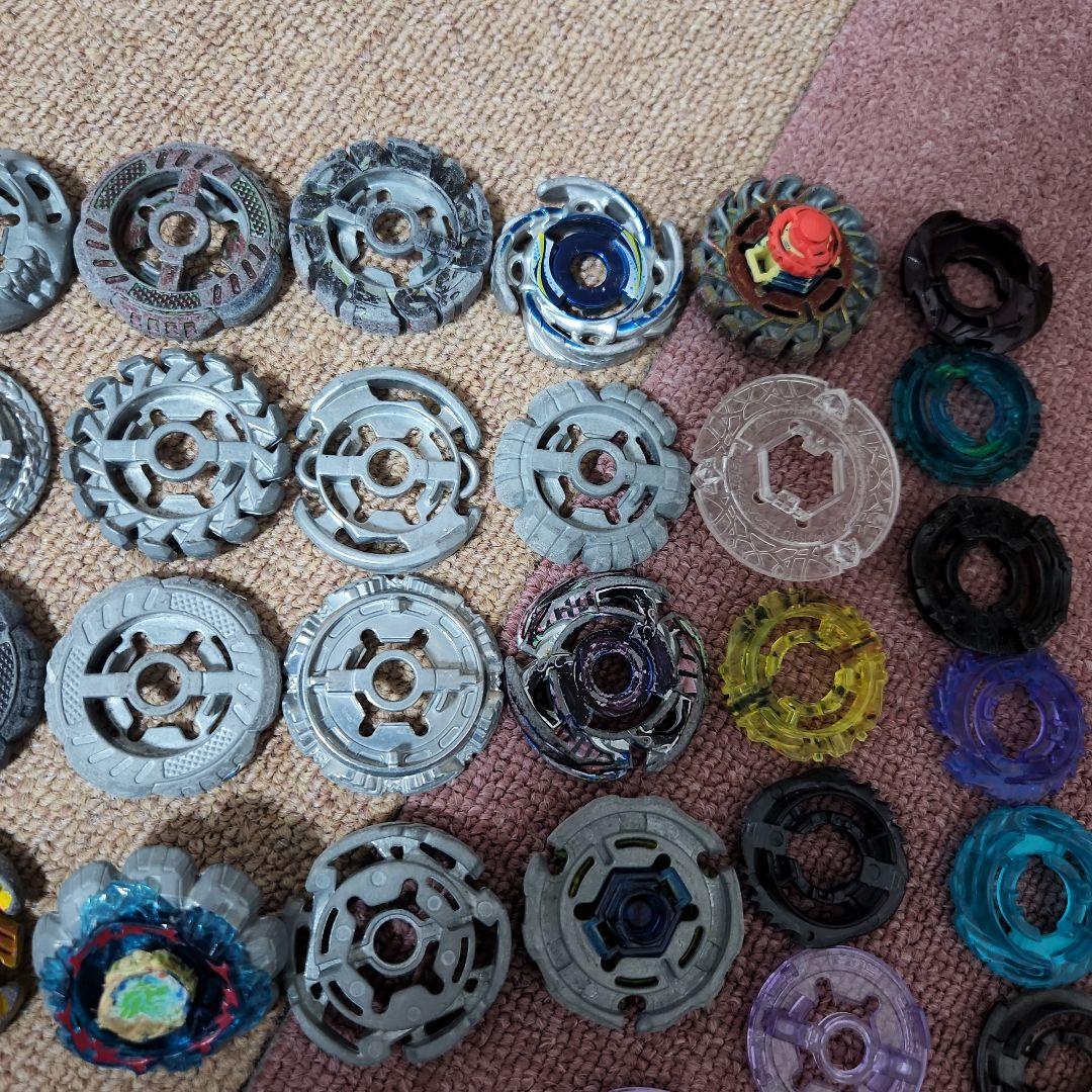 多色のレジェンドベイブレード　ランチャー　2個　その他　セット