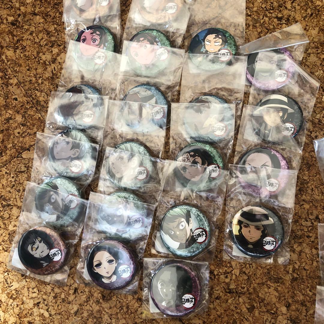 鬼滅の刃　くじ引き缶バッジ　一期前半〜七期後半　105個セット