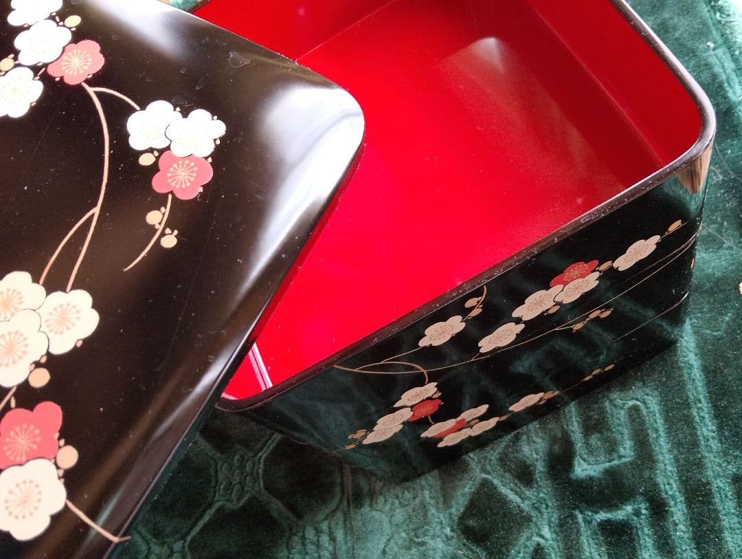 本漆 重箱 梅の花