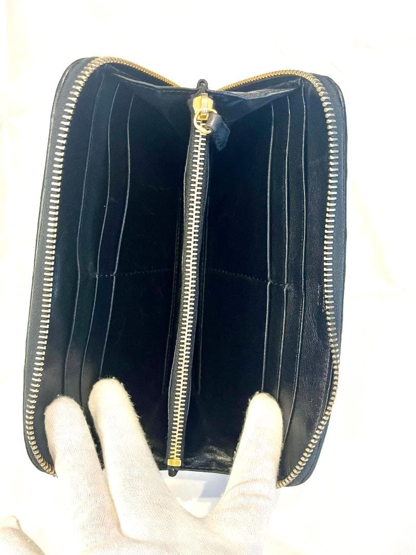 プラダ 1M0506 レザー ギャザー ラウンドファスナー 長財布 箱・保証書付