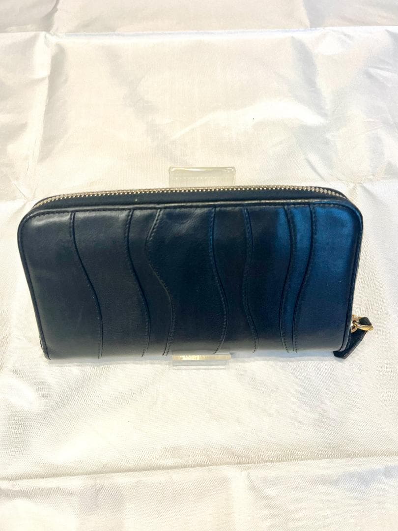 プラダ 1M0506 レザー ギャザー ラウンドファスナー 長財布 箱・保証書付