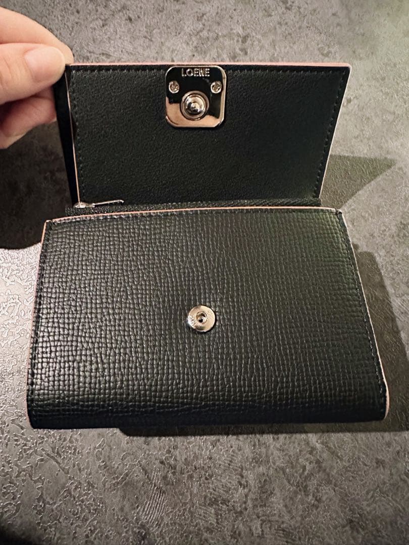 LOEWE 折り財布 黒