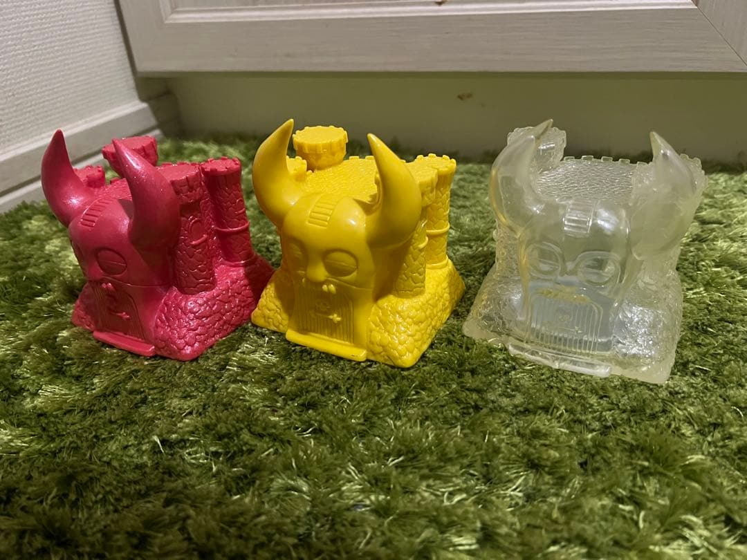 MOTULOS モツロス モツロス城 NERD ONE 消しゴム 塩ビ ソフビ