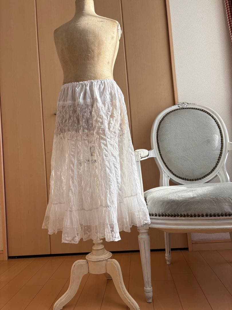 アンティークレーススカート