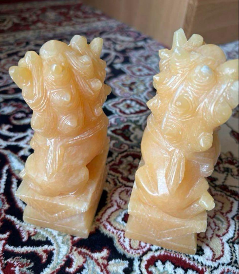 中国美しい　陶磁器 古美術　骨董品　美術　壺　花瓶　翡翠　シーサー　獅子　守神