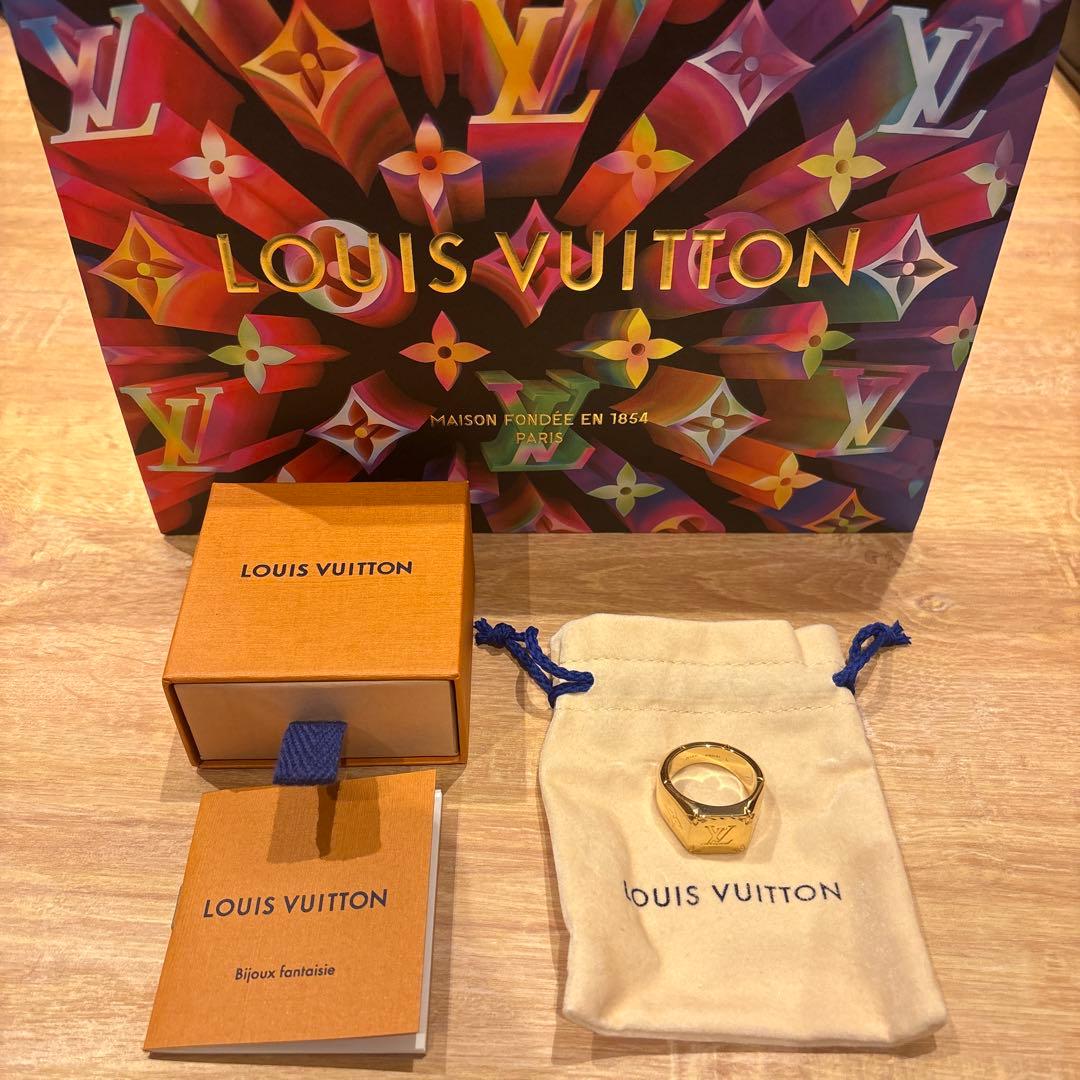 LOUIS VUITTON LVリング