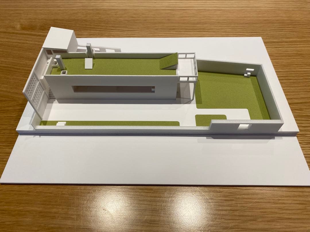 模型　ル・コルビュジエ　母の家　小さな家　1/100