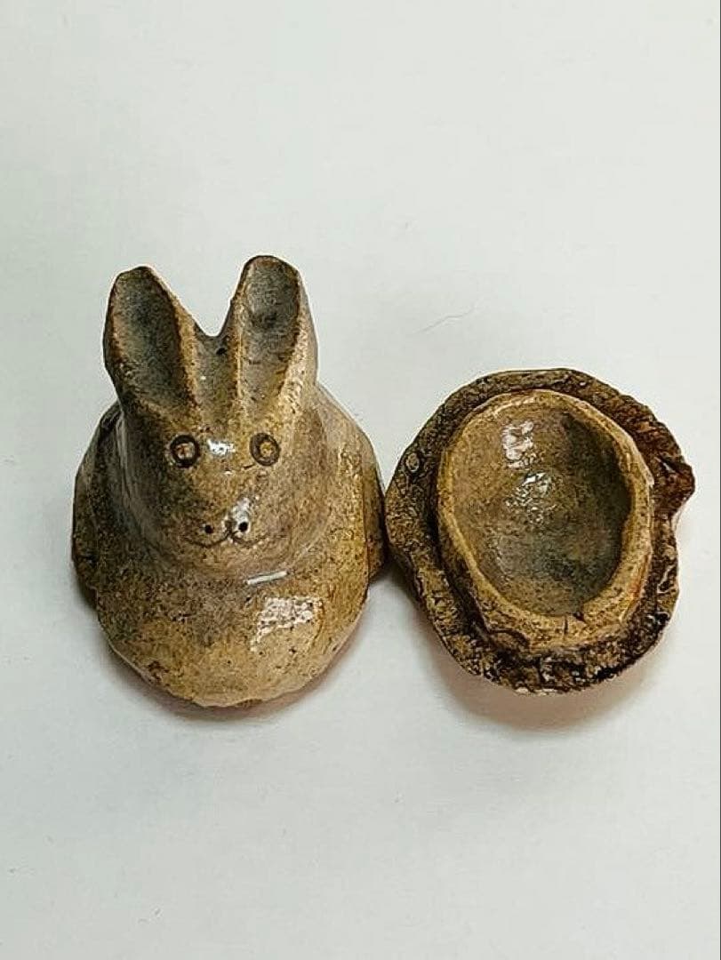 新品未使用　萩焼　香合　兎　二重箱