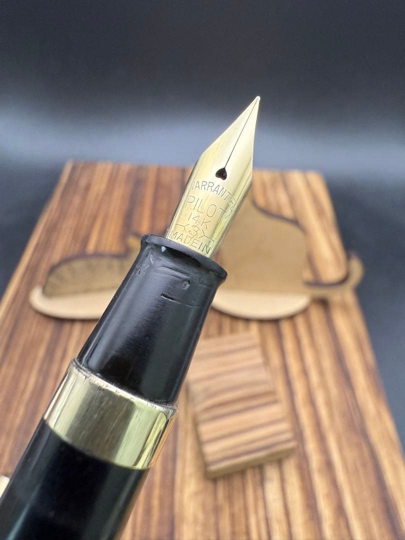 Pilotビンテージ 万年筆 レバーフィラー 14K 53R