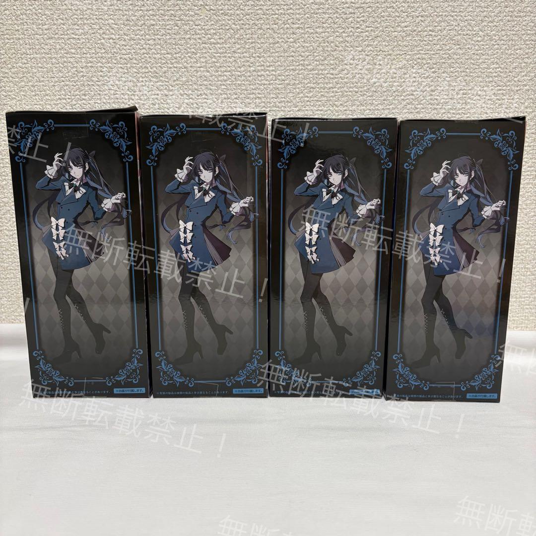 新品⭐️Ado フィギュア Winter ver.ラウンドワン限定　4体セット