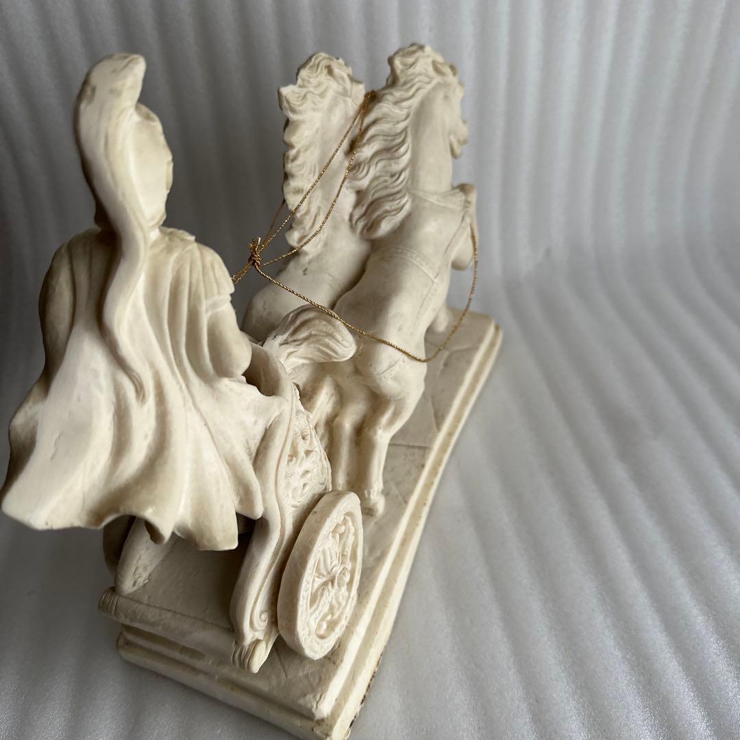 イタリア製　白馬　置物