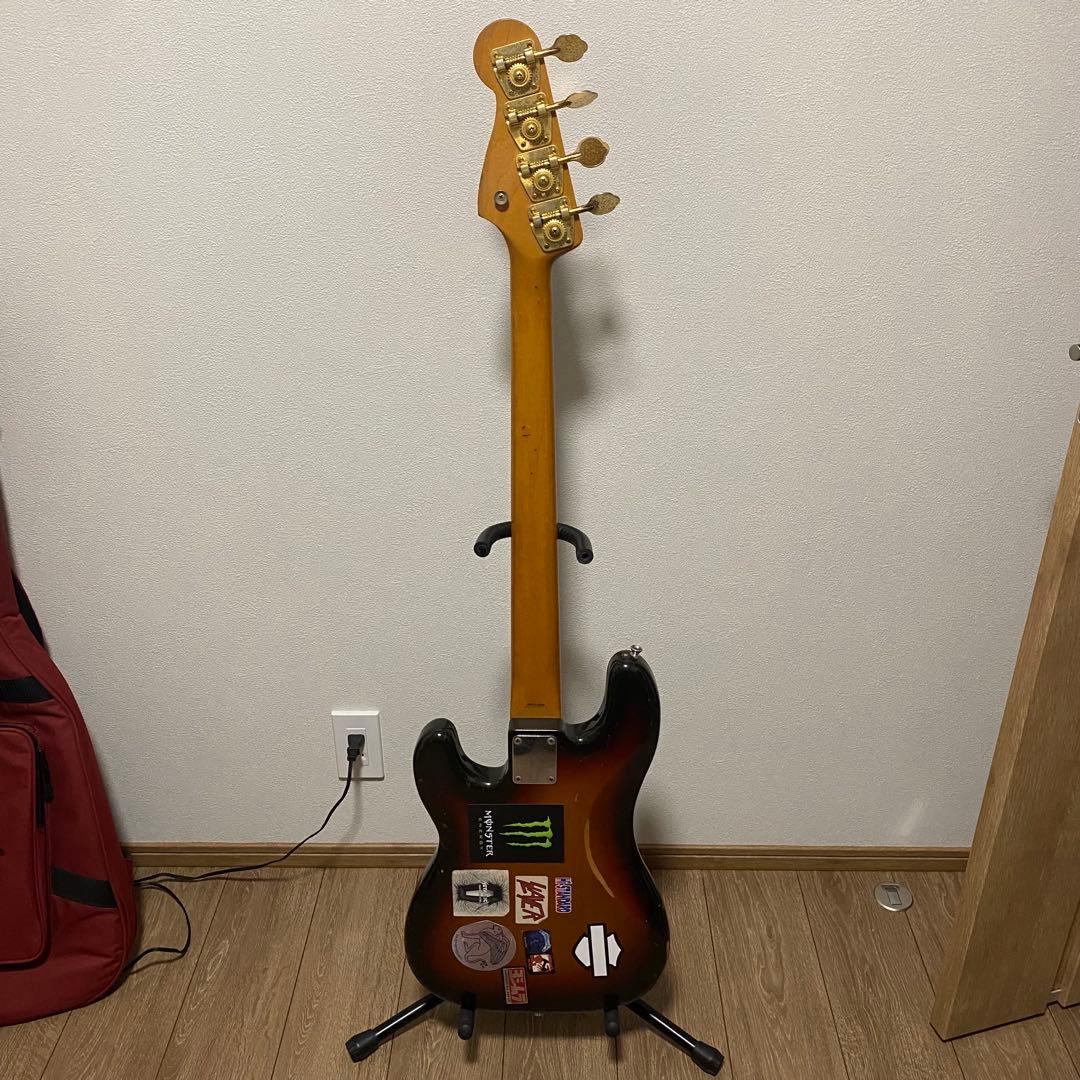 Fender Precision Bass サンバースト