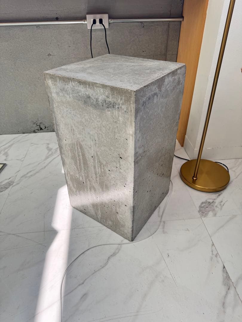 モルタルテーブル コンクリ家具 サイドテーブル