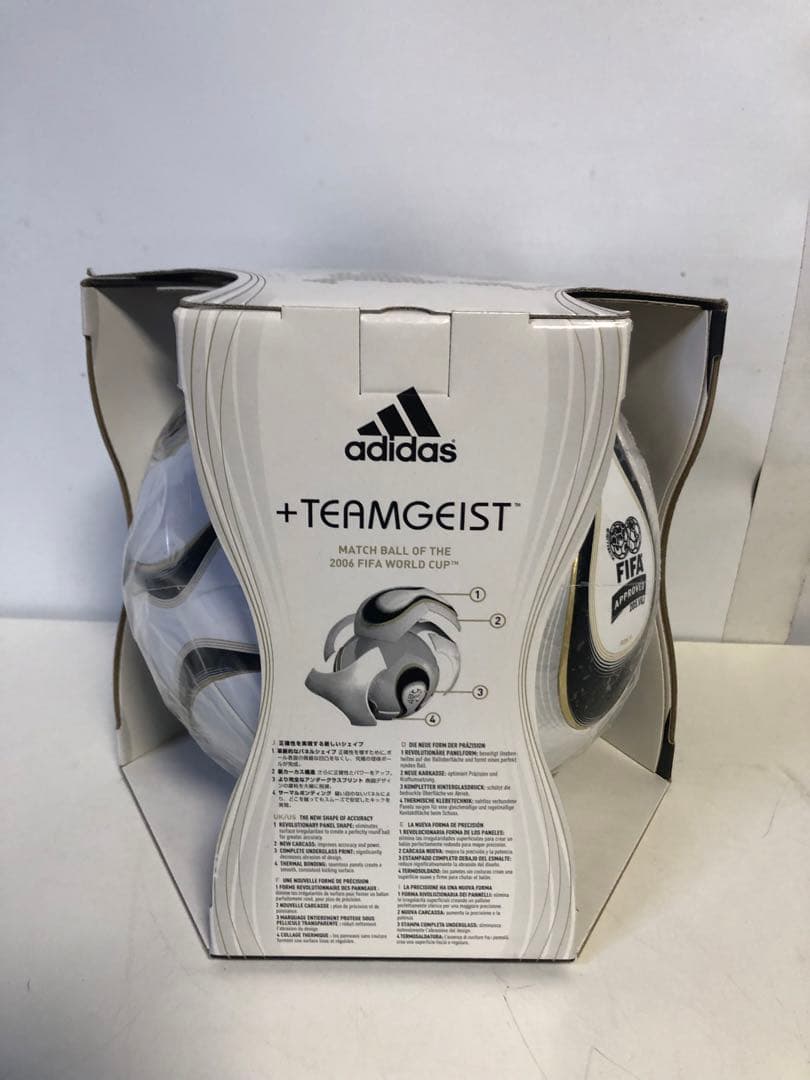 アディダス FIFA ワールドカップ　5号