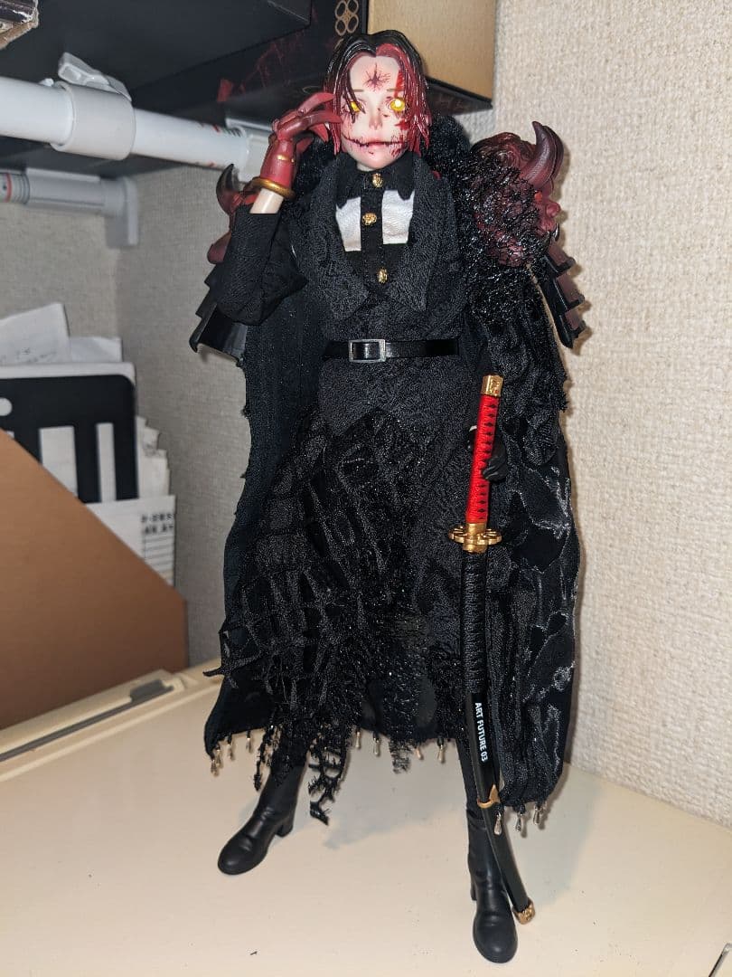 ART FUTURE 1/6フィギュア　鶴田夏樹