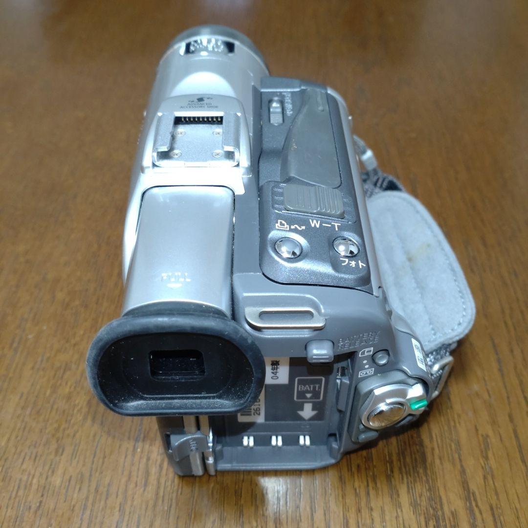 キャノン FV M100 MiniDVと付属品