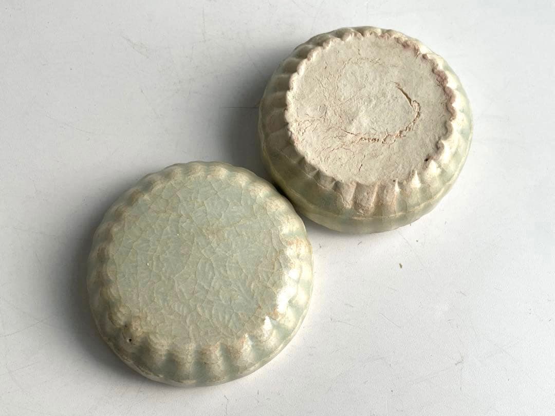 茶道具　骨董　アンティーク　影青香合　青白磁　影青　宋代　宋磁　菊香合