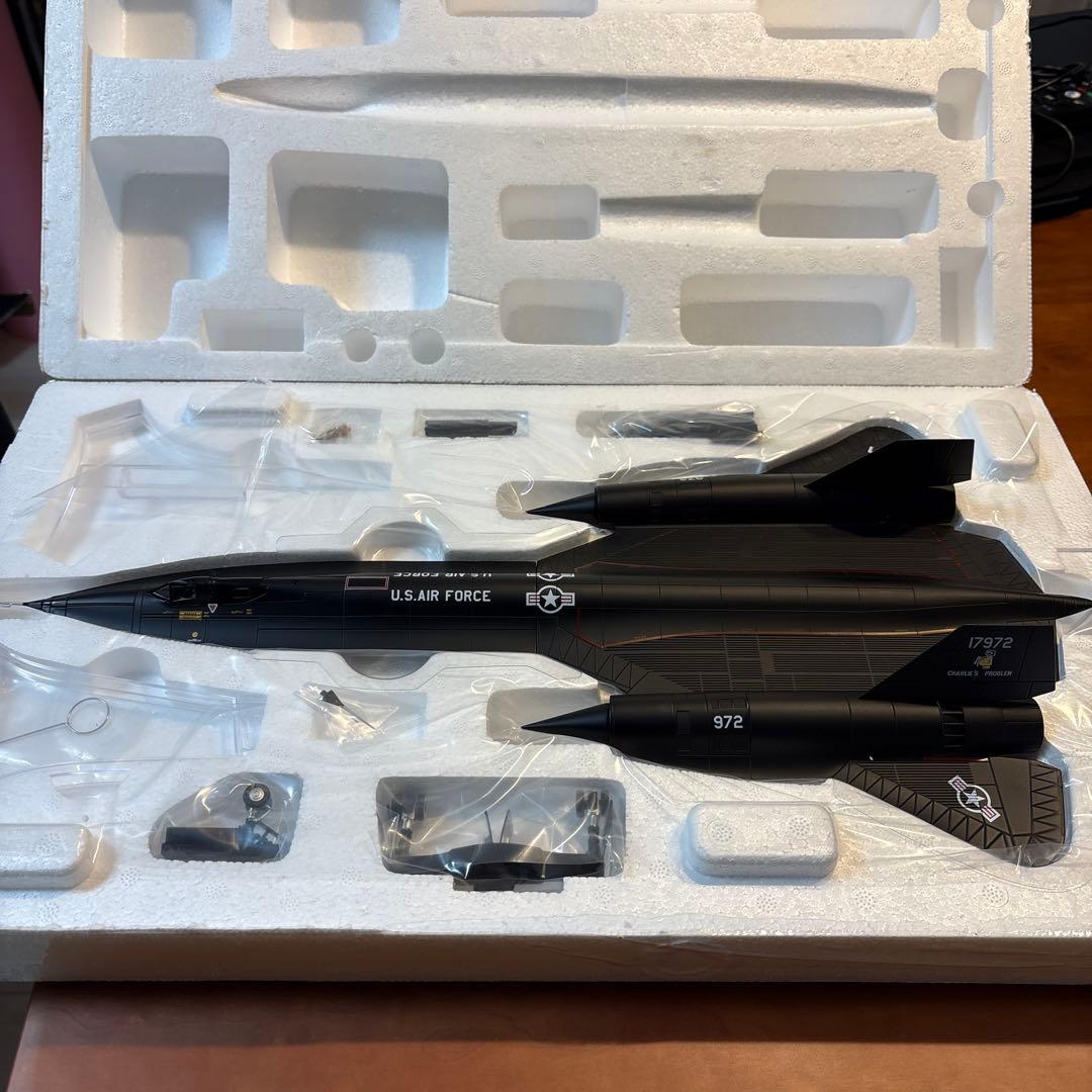 センチュリーウイングス 1/72 SR-71 ブラックバード