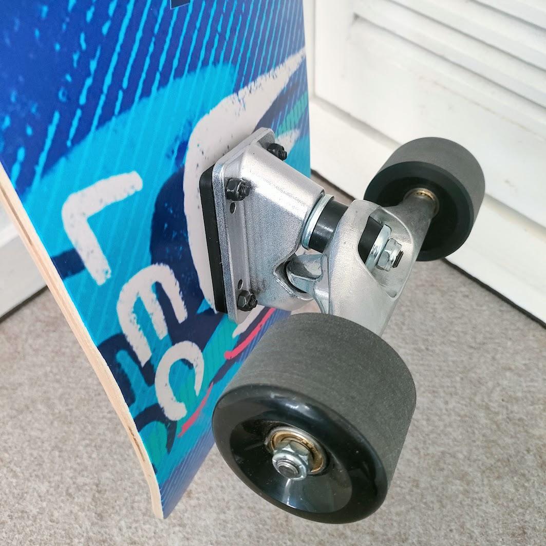 サーフスケートコンプリート カーバーCARVER CX4 ヤウYOW