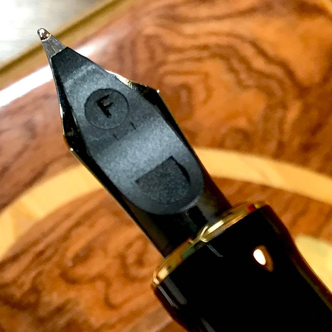 ☆ほぼ新品☆美しいパーカー万年筆デュオフォールドブラックセンテニアルGT(Ｆ)