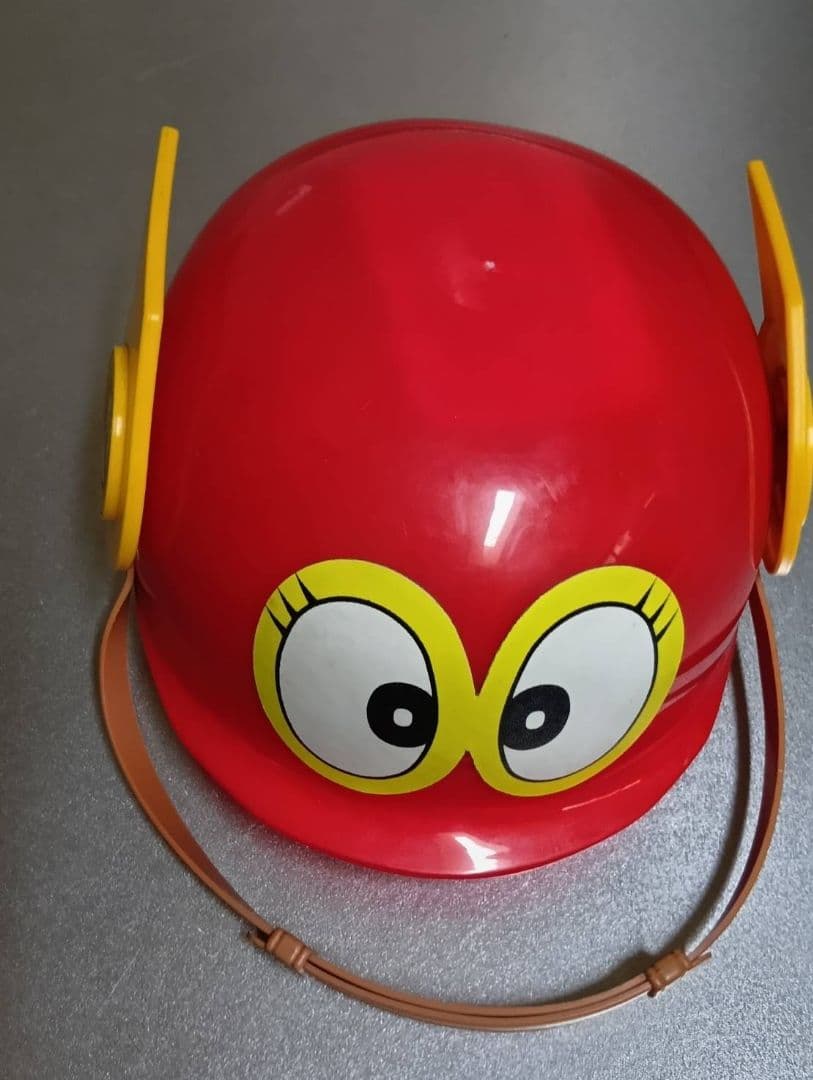 昭和レトロ　激レア　パーマン　パー子ヘルメット　マント　バッチ付き　藤子不二雄