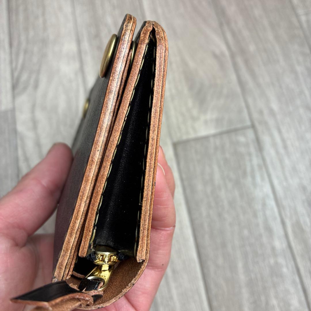 【茶芯ブラック】ミドルトラッカーウォレット　真鍮　お札を折らずに収納